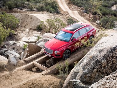 slide image for gallery: 20711 | Bentley Bentayga