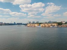 Кадр из Москва. Южный порт