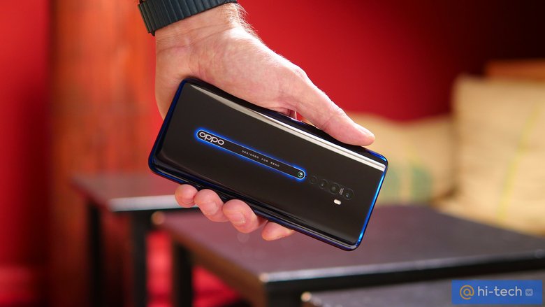 Фирменная технология VOOC Flash Charge 3.0 полностью заряжает смартфон OPPO Reno за 1 час 20 минут