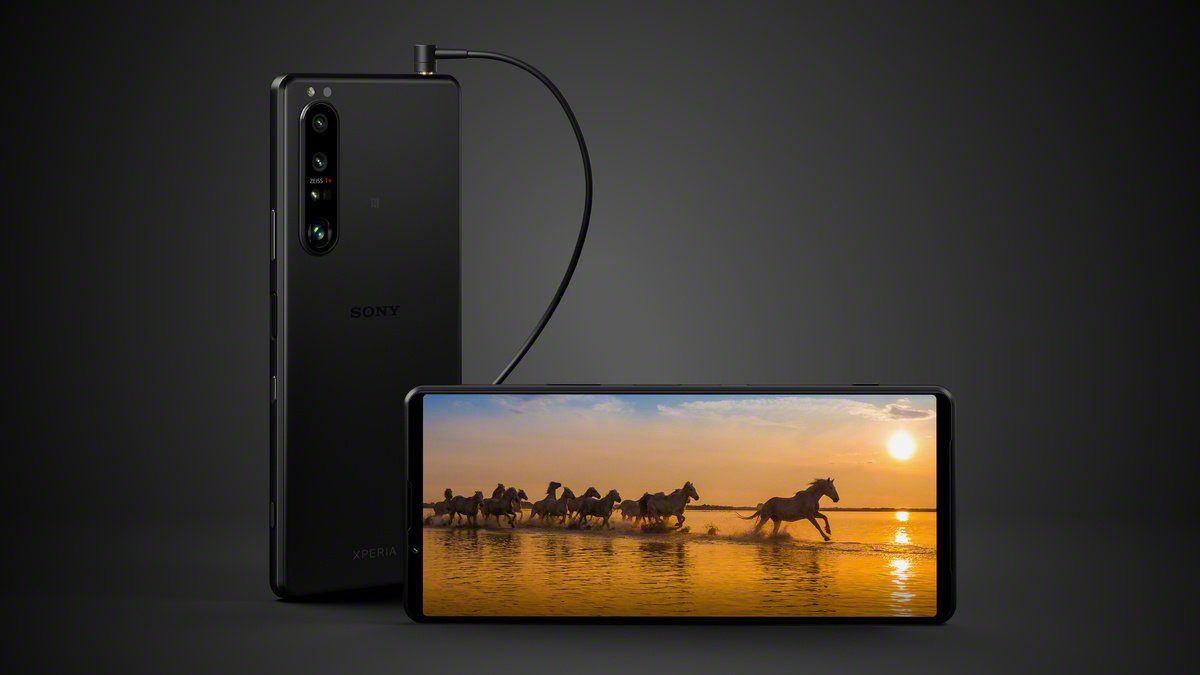 Sony представила самые технологичные смартфоны. Сколько стоят новые Xperia  1 III и 5 III - Hi-Tech Mail.ru