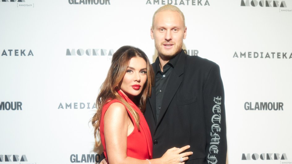 Анна Седокова и Янис Тимма Анна Седокова и Янис Тимма