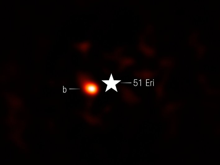 снимок Eridani 51 b снимок Eridani 51 b
