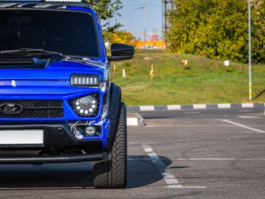 slide image for gallery: 27410 | Автомобиль класса люкс из обычной «Нивы» 09