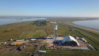 Вид на тестовый полигон SpaceX сверху. Кадры: Mike Farrell / Facebook