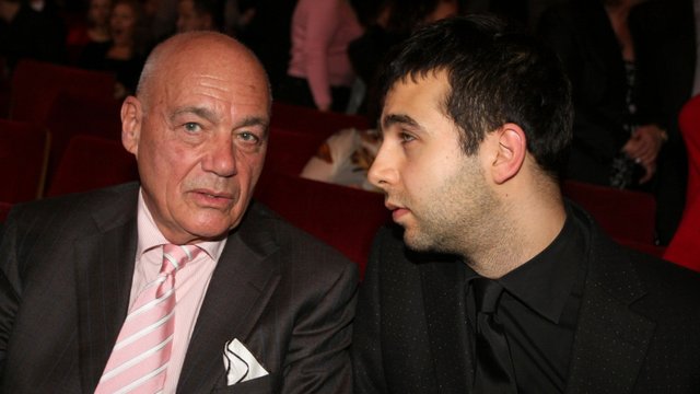 Владимир Познер и Иван Ургант Владимир Познер и Иван Ургант