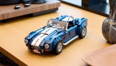 Shelby Cobra 427 превратился в набор Lego