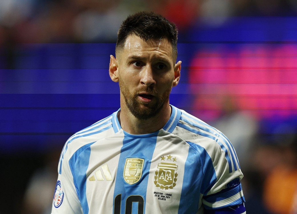 Аргентина стартовала с победы, Месси организовал два гола и побил рекорд Кубка Америки