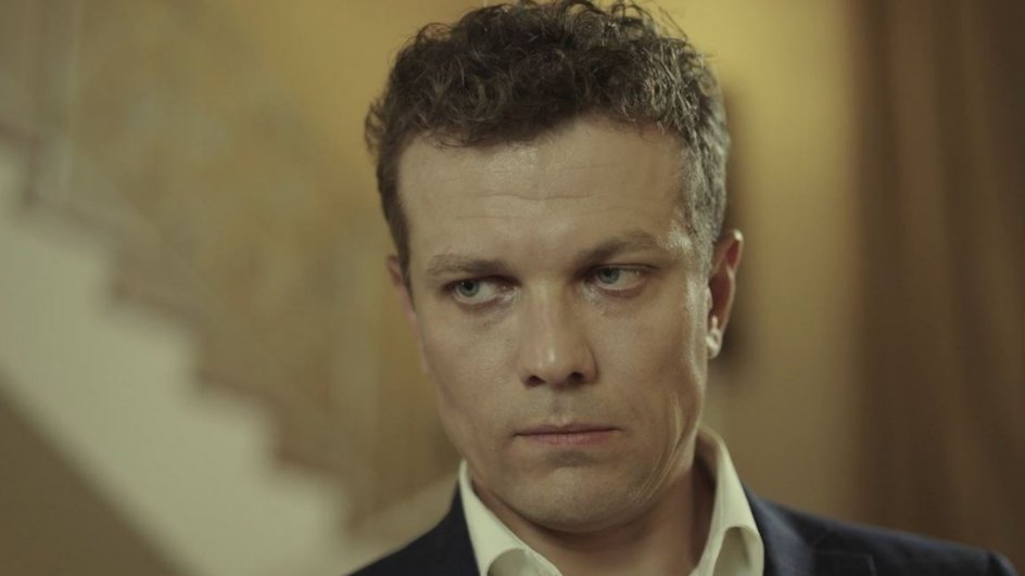 Алексей Суренский в сериале «Любовь со шрамом» Алексей Суренский в сериале «Любовь со шрамом»