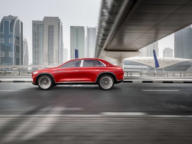 slide image for gallery: 25303 | Mercedes-Maybach GLS
