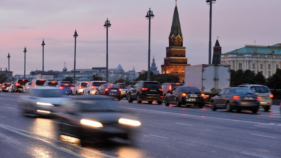 Вечерние пробки на дорогах Москвы.