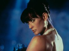 Деми Мур в фильме «Стриптиз», 1996 год Деми Мур в фильме «Стриптиз», 1996 год