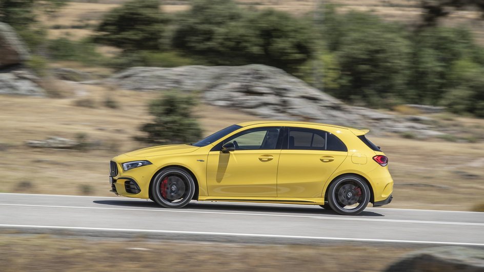 slide image for gallery: 27548 | Mercedes-AMG A 45 S 4MATIC+
