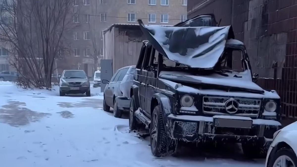 «Гелендваген» взорвался во дворе жилого дома в Караганде (видео) - Новости  Mail.ru