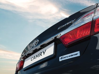 slide image for gallery: 22496 | Toyota Camry Exclusive