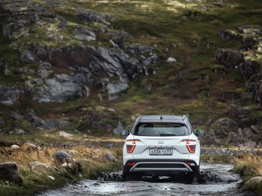 slide image for gallery: 28559 | Hyundai Creta на бездорожье