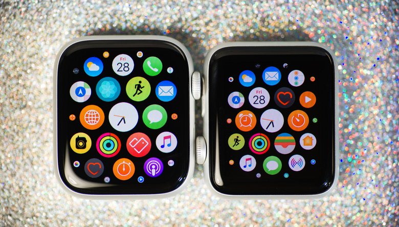 Apple Watch Series 4 и Series 3. Фото: Depositphotos