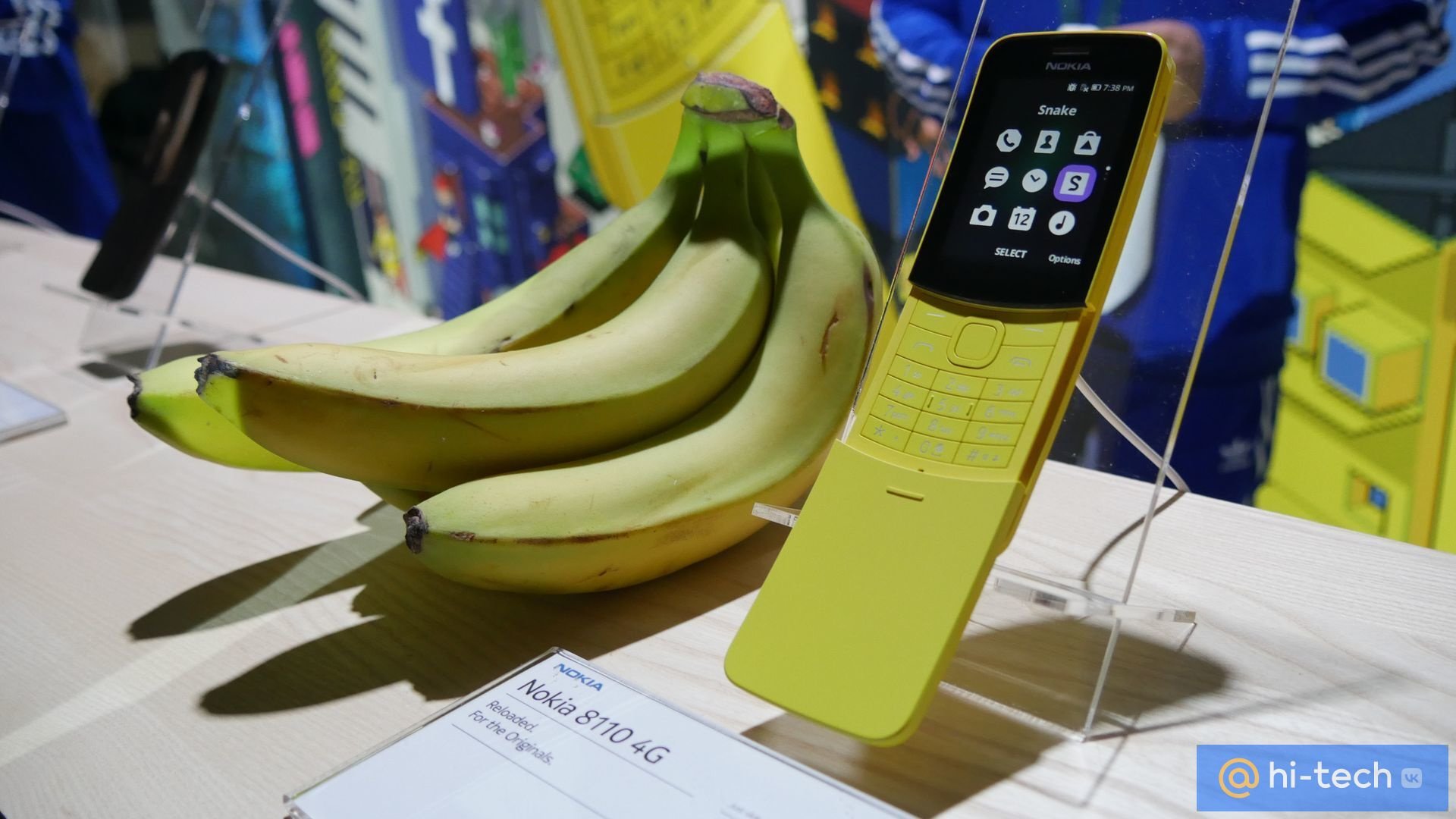 Умнее банана. Обзор новой «звонилки» Nokia 8110 4G - Hi-Tech Mail.ru