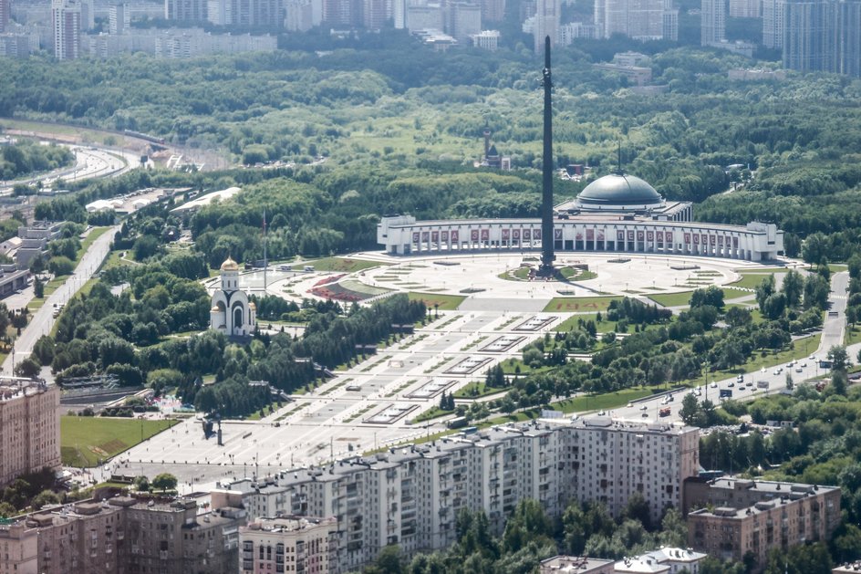 Поклонная гора в Москве Поклонная гора в Москве