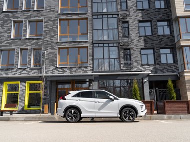 slide image for gallery: 27930 | Mitsubishi Eclipse Cross