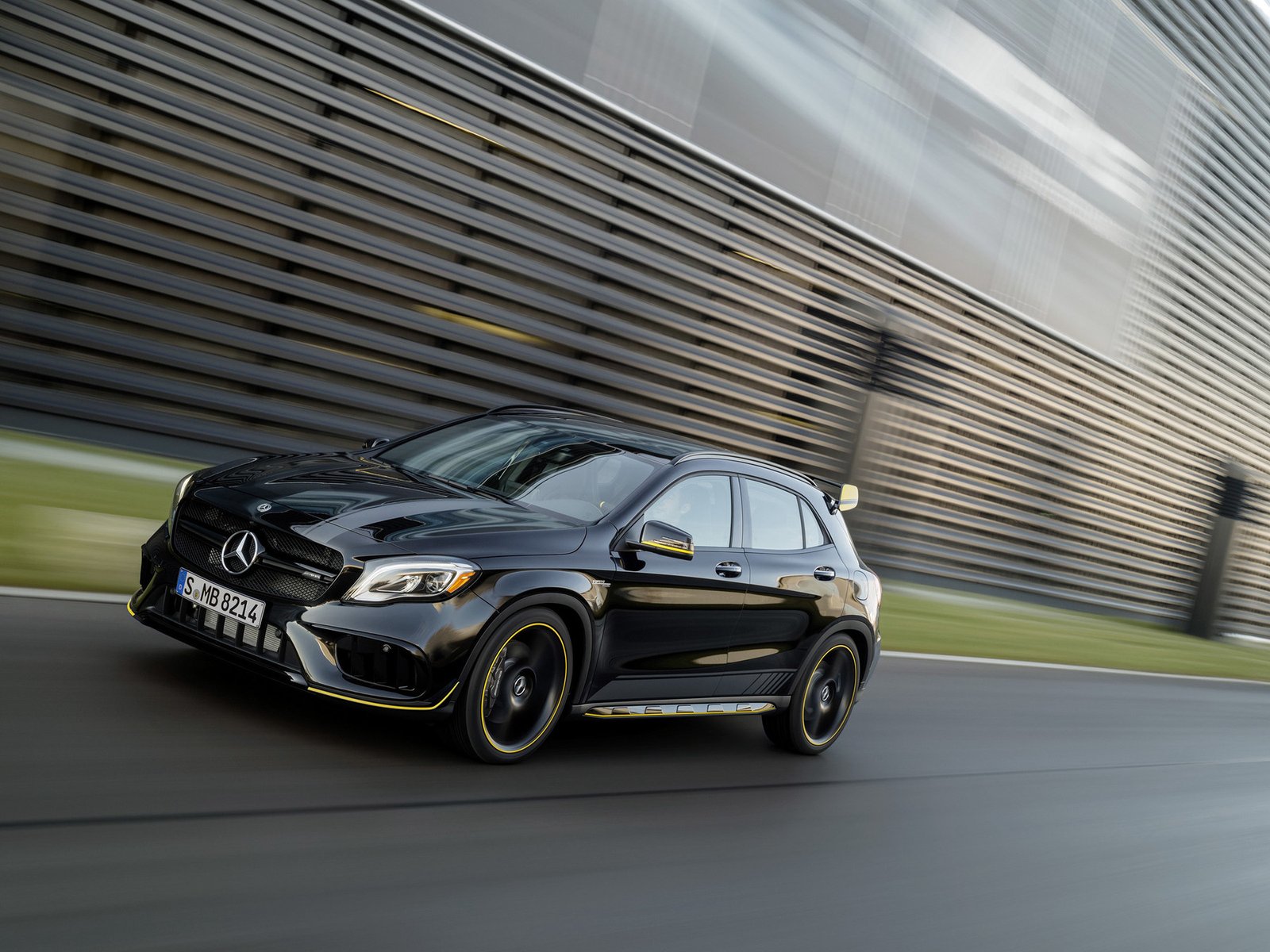 Стоит ли покупать кроссовер Mercedes-Benz GLA с пробегом