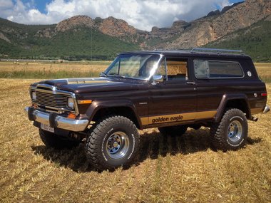 slide image for gallery: 22004 | Jeep Cherokee Golden Eagle