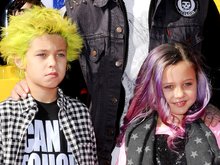 Трэвис Баркер (Blink 182) с детьми