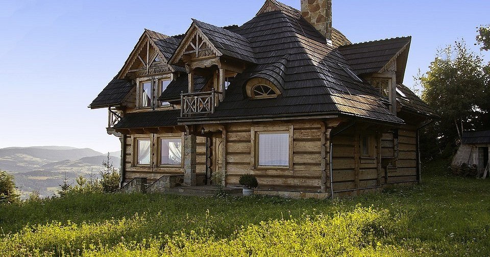 6 ошибок в уходе за деревянным домом, которые влияют на долговечность