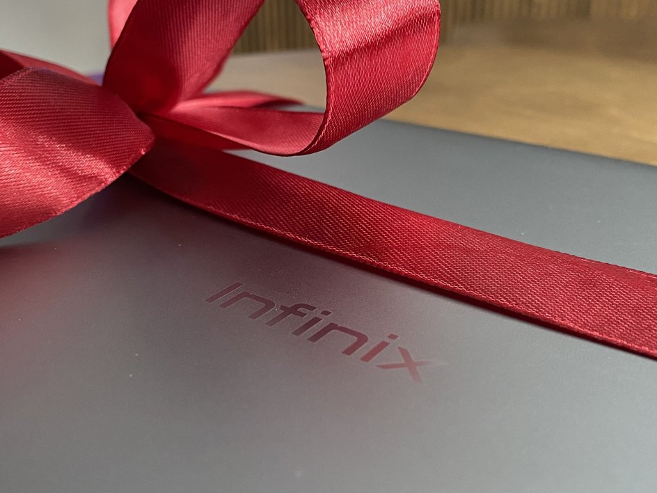 Ноутбук Infinix InBook Air Pro+