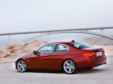slide image for gallery: 26262 | BMW 3-Series