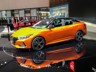 slide image for gallery: 25324 | Nissan Sentra