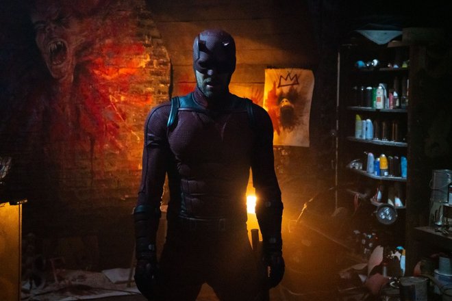 Чарли Кокс в сериале «Сорвиголова: Рожденный заново» Чарли Кокс в сериале «Сорвиголова: Рожденный заново»