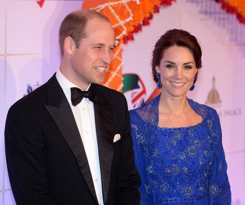 Герцогиня Кейт шикарно выглядела на торжественном ужине