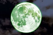 зеленая Луна