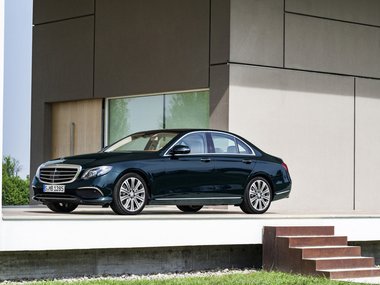 slide image for gallery: 19696 | Mercedes-Benz E-класса