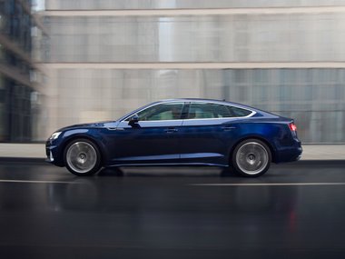 slide image for gallery: 27152 | Audi A5