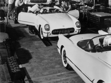 slide image for gallery: 27207 | Chevrolet Corvette 1953