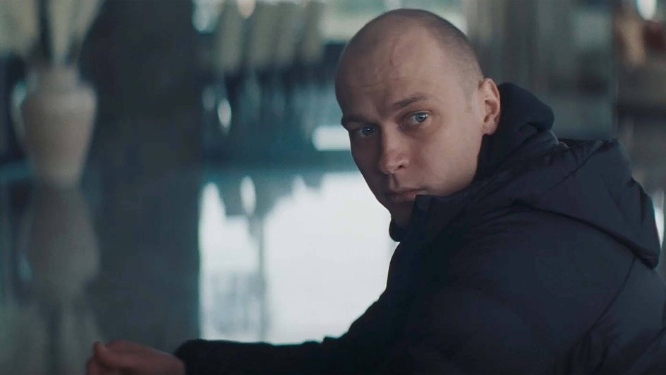 Юра Борисов в фильме «Анора» Юра Борисов в фильме «Анора»