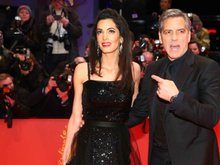 Джордж Клуни с супругой