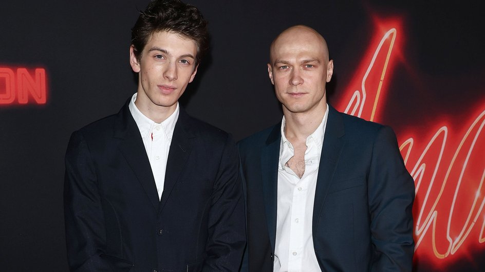 Марк Эйдельштейн и Юра Борисов на премьере фильма «Анора» Марк Эйдельштейн и Юра Борисов на премьере фильма «Анора»