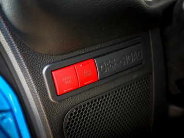 slide image for gallery: 17655 | Jeep Wrangler