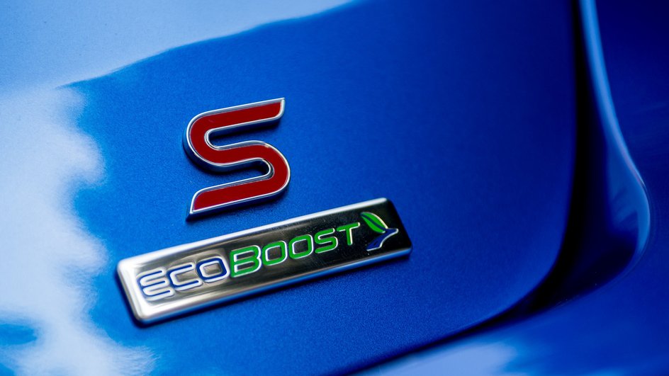 Шильдик Ford с мотором Ecoboost