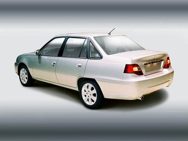 slide image for gallery: 25930 | Daewoo Nexia