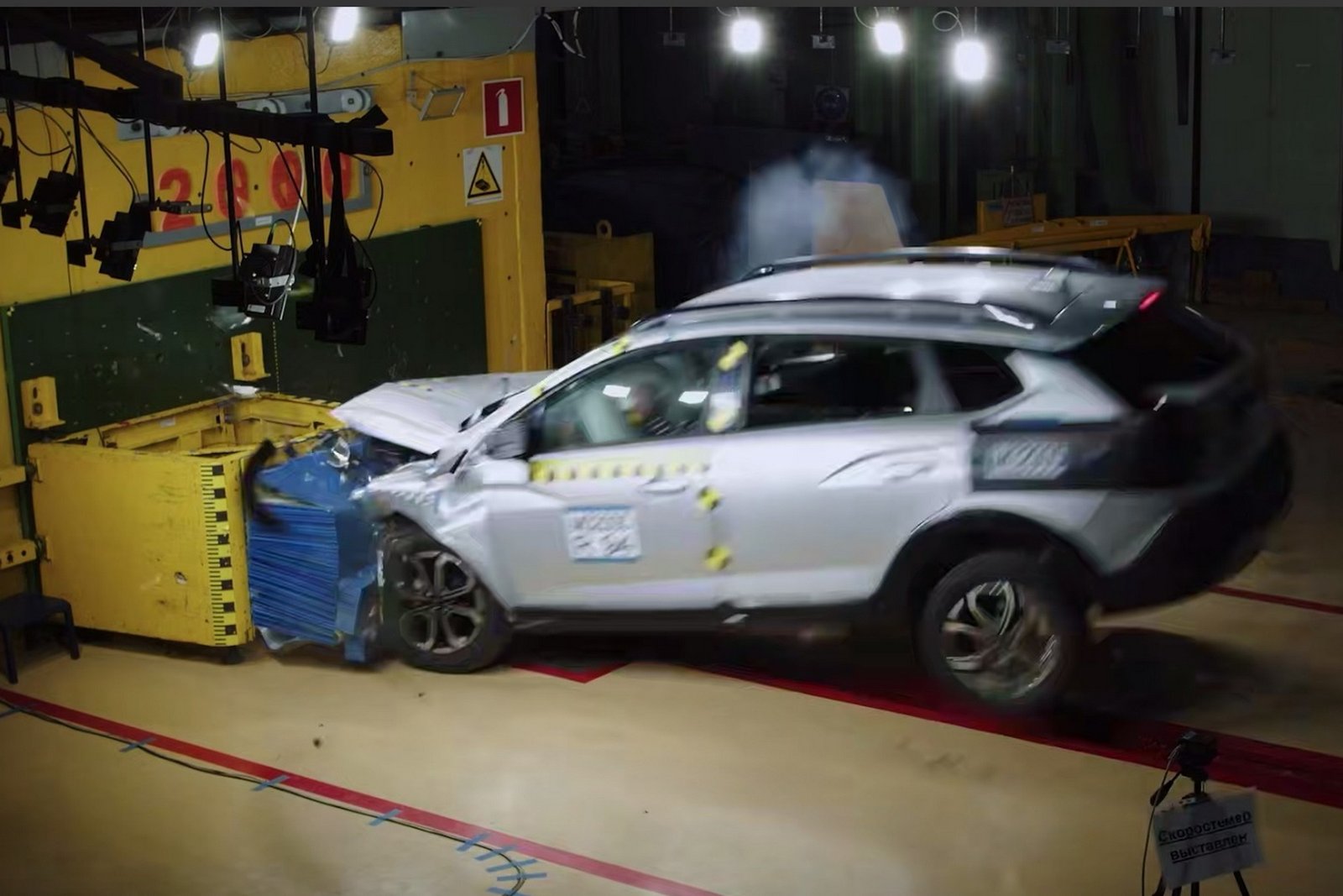 АвтоВАЗ показал видео краш-тестов семейства Lada Iskra АвтоВАЗ показал видео краш-тестов семейства Lada Iskra