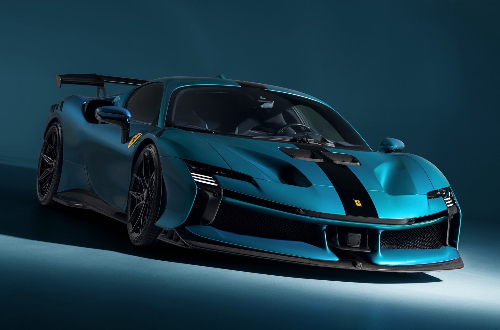 Novitec доработала экстремальный гиперкар Ferrari SF90 XX Novitec доработала экстремальный гиперкар Ferrari SF90 XX