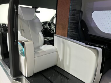 slide image for gallery: 25203 | Resort tourer