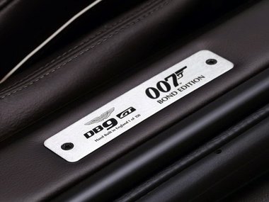 slide image for gallery: 17668 | Aston Martin DB9 GT Bond Edition