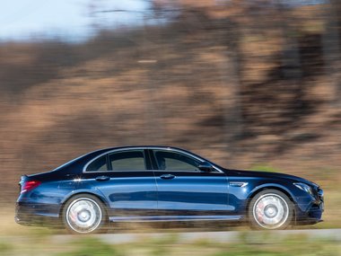 slide image for gallery: 23318 | Mercedes-AMG E63 S