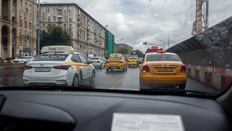 Москва из окна такси