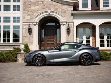 slide image for gallery: 25079 | Toyota Supra
