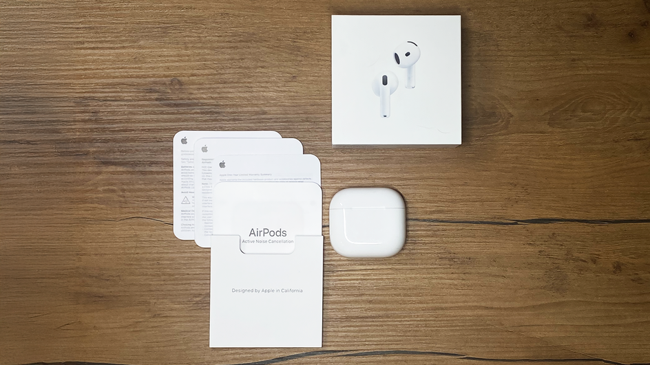 Наушники Apple AirPods 4